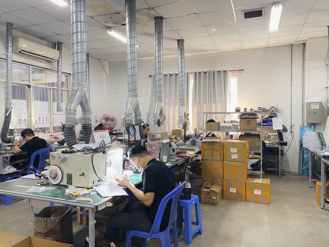 assemble parts at vietnam lighting factory
